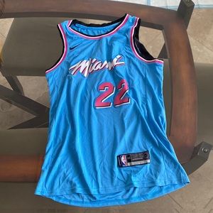 Jimmy Butler jersey